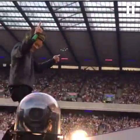 Niall &amp; Harry on the stage