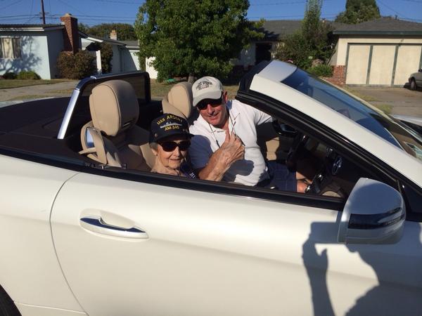 OCpancakeguy's tweet photo. Took mom for spin in the new car. #topdown. http://t.co/Gv2PuhQ58E