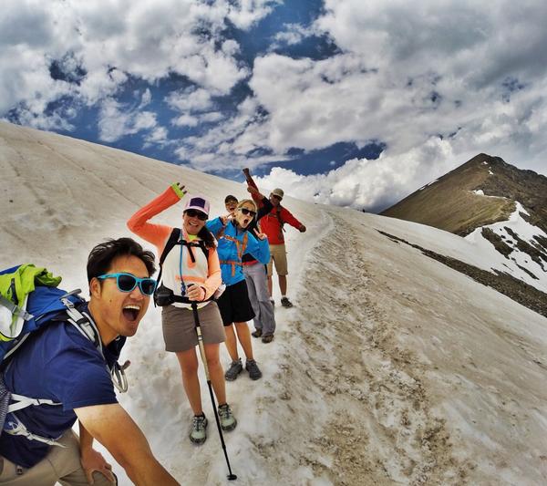 RussellMark1226's tweet photo. the struggle is ALWAYS worth it. friends + outdoors is the best combo. #Colorado so awesome. #14er #GraysTorreys http://t.co/w2dCYa9AT1