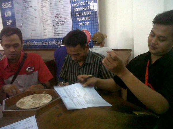 #SIMAKOLEKTIFMENWAISTA at Satpas DaanMogot <a href="/menwaUNJ/">menwaUNJ</a>