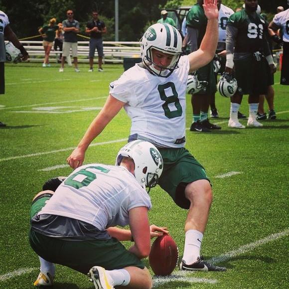 AndrewFurney's tweet photo. Cant wait to fly out tomorrow to begin a new chapter of my life! Feeling blessed &amp; thankful beyond belief! #NYJets http://t.co/HuIxG7dnlU