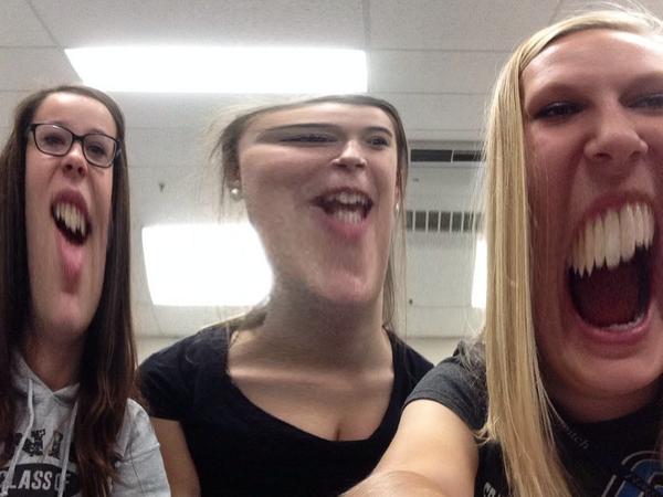 cornbean202's tweet photo. Ha. @mullsamiam @ClareElaine14 http://t.co/qaXYGbzcpE