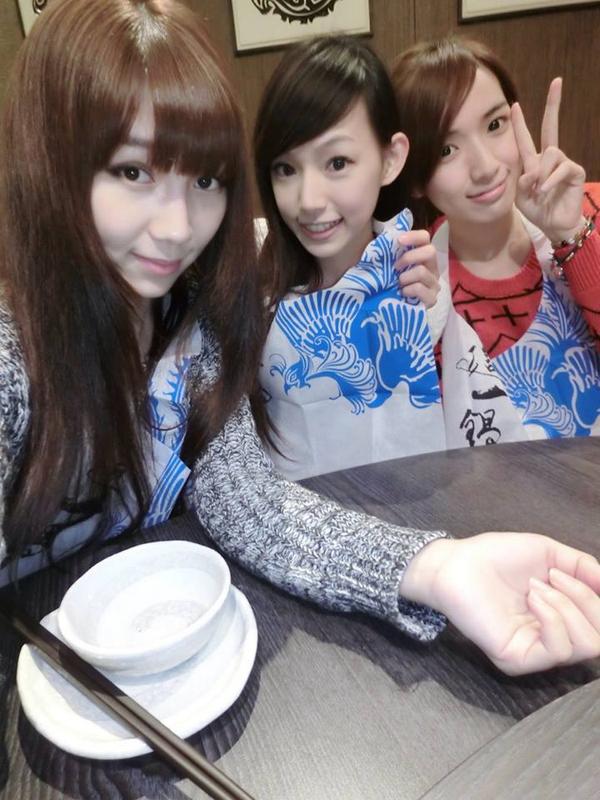 anniechenling's tweet photo. @LingSheryl @abbyquee @anniechenling http://t.co/2KjEaW8Xyb