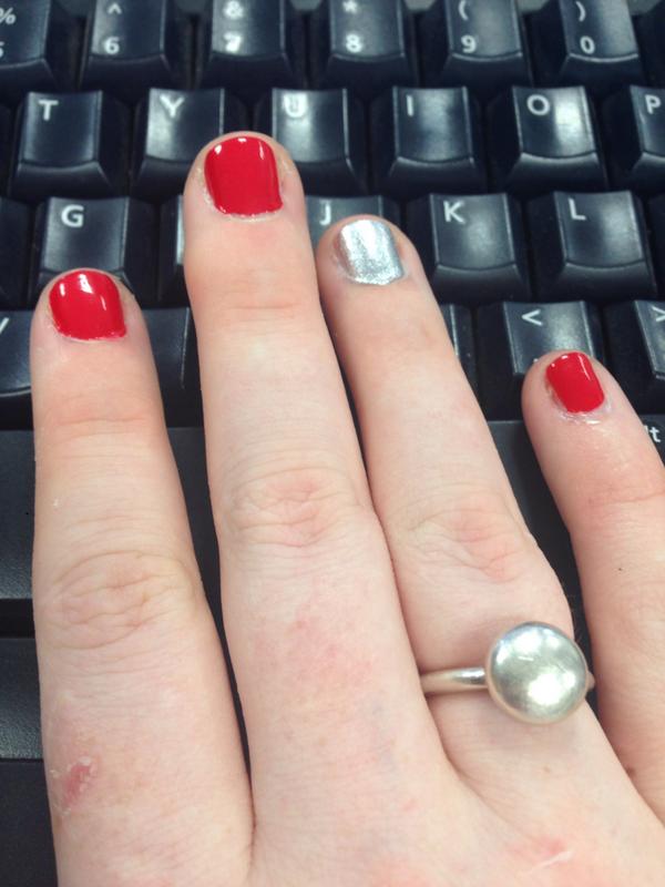Jord_Marve's tweet image. Nails done with two more #OPI #CocaCola Colours! #CocaColaRed &amp;amp; #TurnOnTheHauteLight x 💅 nice &amp;amp; bright but classic x