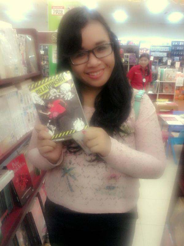 thisisme49's tweet photo. Akhirnyaaa,Ku menemukanmuuu~~@shitlicious http://t.co/PvK8bYD7Lg