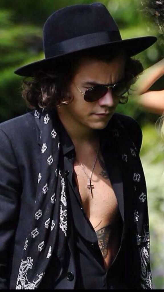 0201d_529529's tweet photo. 胸筋♡♡
これはもうあかーーーーーーん(/--)/
#MTVHottest One Direction http://t.co/sR4TCHLljJ