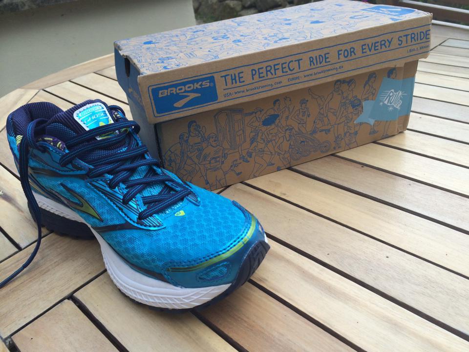brooks runners elverys