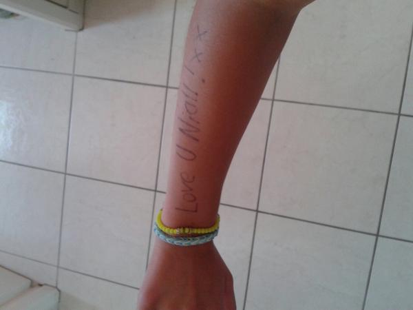 Camille230710's tweet photo. Love U Niall! xx
#NiallAppreciationDay
#NiallWeLoveYou
#NiallLookAtThisList
@NiallOfficial http://t.co/VFHVrJdD99