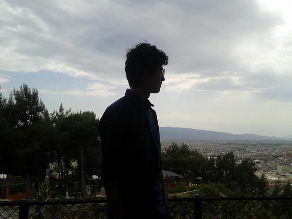 Berk_Can35's tweet photo. Ne kadar silersen sil ya yırtılır defterin ya da izi kalır cümlelerin ! @Berk_Can35 http://t.co/nQJgP5XgKV