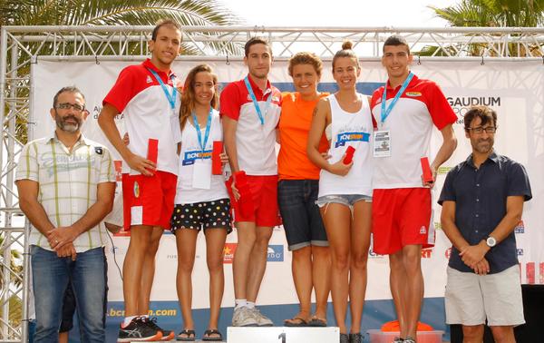 bcnswim's tweet photo. Mario Espinosa i Marta Flores guanyadors de la @bcnswim 2014 Sant Adrià de Besòs http://t.co/XqT3KQ8Fwj @AjSantAdria http://t.co/L8L09G0iZJ