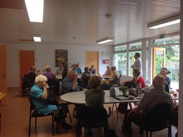 Opening cursus social media #zomerschool 2014 bij <a href="/DynamiekTiel/">Dynamiek-Tiel</a> door voorzitter <a href="/TomvOostrom/">Tom van Oostrom</a>