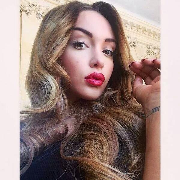 Swag_Nabilla's tweet photo. ♥ http://t.co/pkTxMAbSoZ