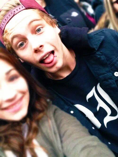 Lukesitofk's tweet photo. You don't understand how much you really mean to me. I need you in my life, you're my necessity  http://t.co/JUWKWxo668