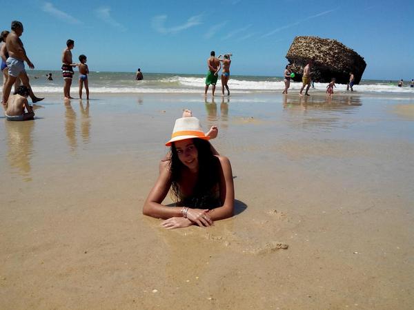 Vero_chamizo's tweet photo. De playeo ...jajajaja ;)) http://t.co/7RP84U8rQU