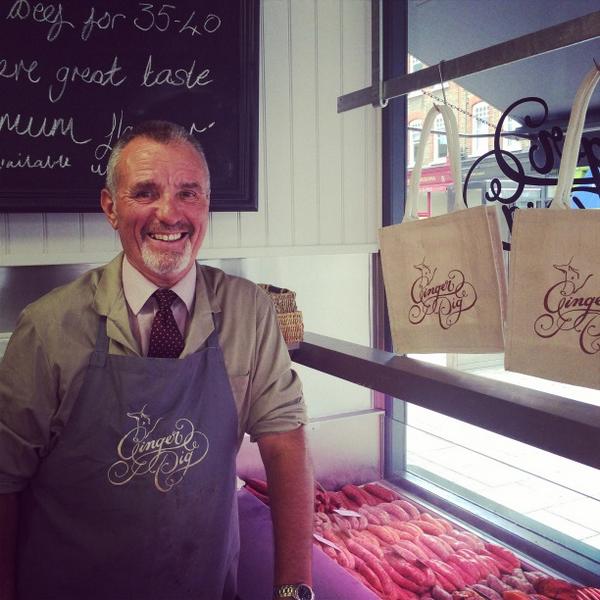 GingerPigLtd's tweet photo. There he is! Alan, the man behind 'Alan's Burgers'... Burgers and Alan to be found exclusively at Abbeville Rd. http://t.co/h5YVscLaKr