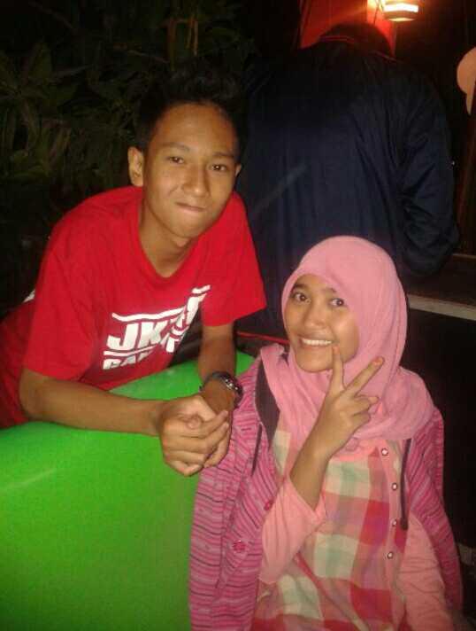 LailIlaa's tweet image. Ini lho guys foto kalian cc :: @hana_sharhana @adiebfourze :-P:-D
#kenangkenangan #bukber