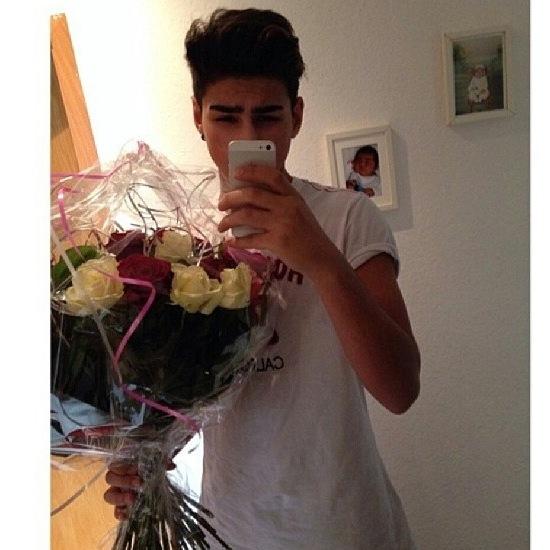 httpsamm's tweet image. Bloemen voor mama 💞💐