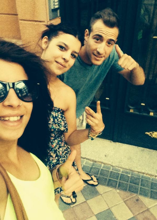 judithasecas28's tweet photo. Que guapitoos que sois! #OsQuieroMaassss 😘😘😘 @BeatrizBorrallo @rFranito (Al final escogimos una buena cena..🍕👌)jiji😁 http://t.co/narAB8naLk