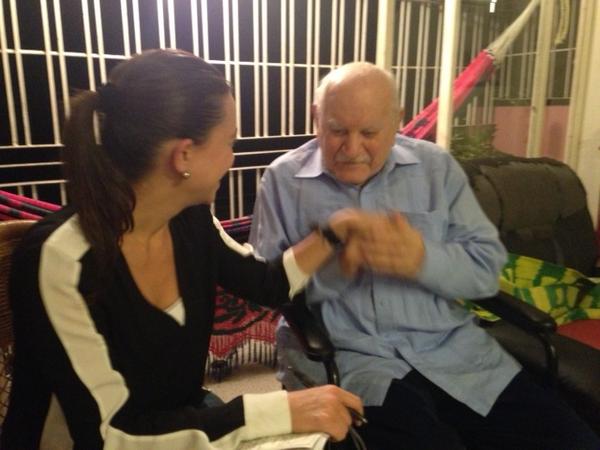 MariaCorinaYA's tweet photo. Pompeyo:"se ha cerrado un ciclo histórico y se abre al país una perspectiva democrática" @santosyorme http://t.co/KvpQFPSyzY