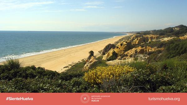 destinohuelva's tweet photo. Es la 1ª vez que pisas una #playa de #Huelva, pero no te sientes perdido… Ya estuviste una vez aquí. En tus sueños… http://t.co/5eRtUVnIhn