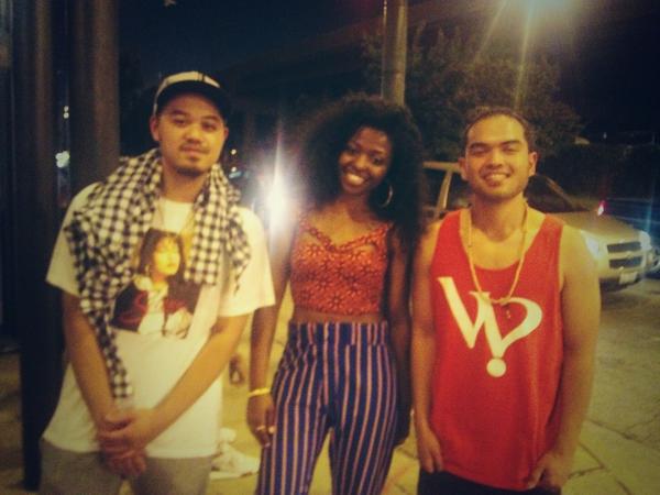 DemusMedia312's tweet photo. S/O to all who came out to meet @LEVELUPMAGAZINE's #ChicagoClass! Check out this shot of @DARYNALEXUS & @theWHOevers http://t.co/spdrw9HgW6