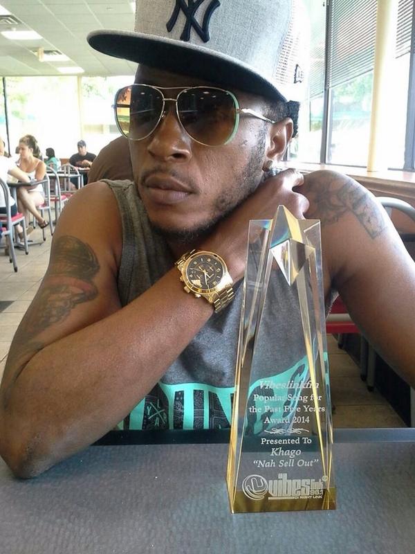 IAmKhago's tweet photo. Loud http://t.co/XNOQNz2ptM