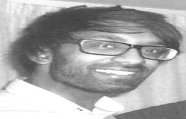 SimonRowe's tweet photo. This is Nainesh Patel, missing from #KingsLynn since Thursday.

Please RT http://t.co/aVbwlhWQGG