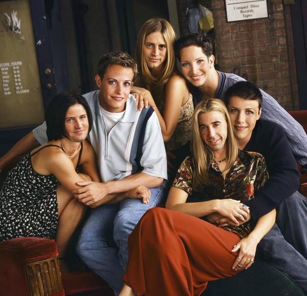 _QuiteFunny_'s tweet photo. Quite funny 'Friends'. http://t.co/h0mlXt8LQr