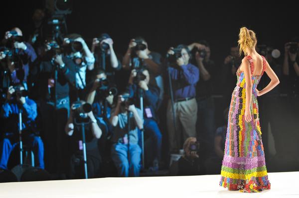 BRUNOIERULLO's tweet photo. #fashion #designer BRUNO IERULLO @LDNfashion @TimesFashion @AP_Fashion #NY #Milano @London #Roman Abito Da Principess http://t.co/f18FX5KDII