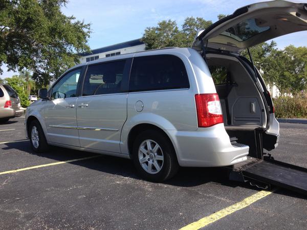 2011 Chrysler Town &amp; Country Touring Rear Entry Wheelchair Van. only 22K miles  #accesible #wheelchair #wheelchairvan