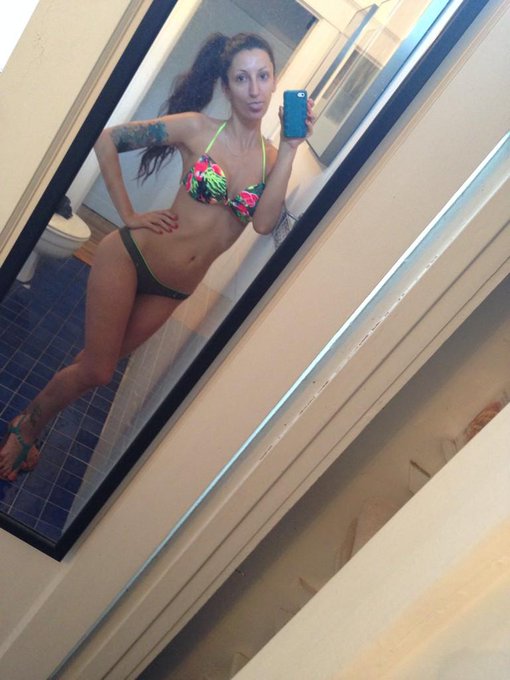 Ready for the pool!! #swimsuit http://t.co/o0BEMkdkvL<a href="/tag/swimsuit"class="tags">#swimsuit</a>
