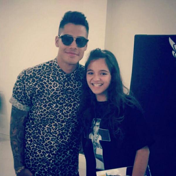 TchucaRi's tweet photo. @MicaelBorges_ Meu Orgulho Lhe-Amo ♥ http://t.co/oznENjVkYu