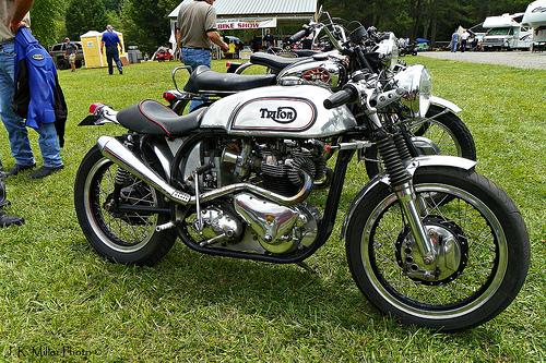 richardmister's tweet photo. BEST OF MONDAYS CAFES.@CafeRacerCult.@CafeRacerUK.@ClassBikersClub.@caferacerdesign.@CafeRacerSv.@ClassicBikesUK http://t.co/0T2SyjXpRY