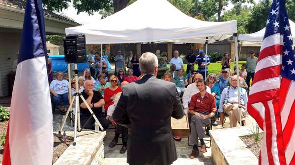 CollierForTexas's tweet photo. Thank you Williamson County! Join me at Scholz Garten tonight in Austin at 6pm & be a part of our #WatchdogTour http://t.co/rApXYUjPBX