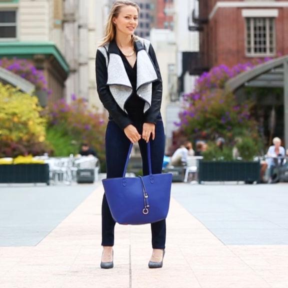 Joyus's tweet photo. Check out these amazing @remiandreid  reversible totes >> http://t.co/sOO5Sa1lBQ http://t.co/upTBkB0F3Y