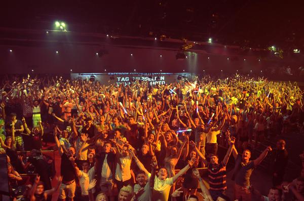 PiratesReloaded's tweet photo. A 1000 capacity theater, 2014's top tunes &amp; an atmosphere that'll blow your mind. It's how we roll @ Pirates Reloaded http://t.co/5m5XgJ5mLj