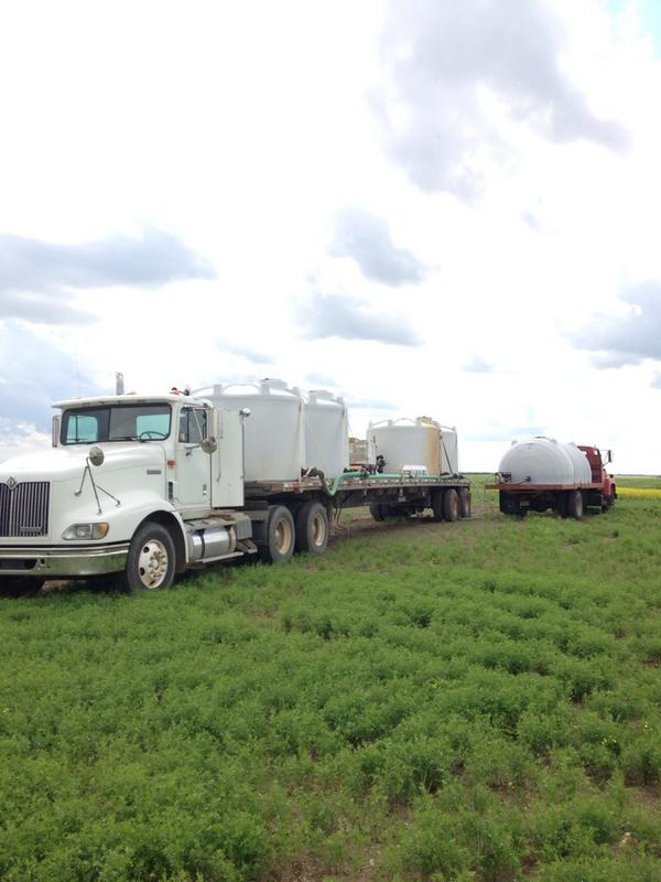 rgstone1's tweet image. Tender truck driver today. #highwatervolume #accapella #secondpass #endisinsight