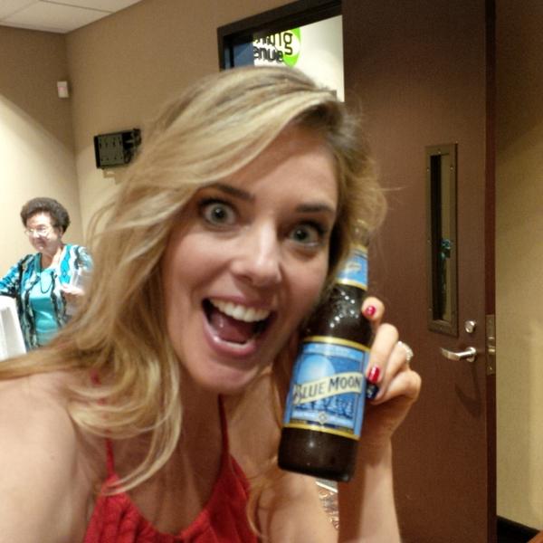 christineamoore's tweet photo. @Kurdt067 this one's for you #aspromised #thanksforurservice #bagramforever http://t.co/BbWkwQi4Fk