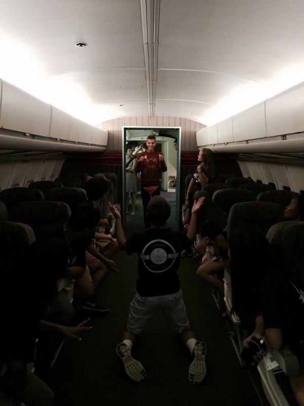 aperk08's tweet image. Youchan decided to get the A5 group ready for their flight. Belt as your seat buckle? #WLCatMSI #WLC14