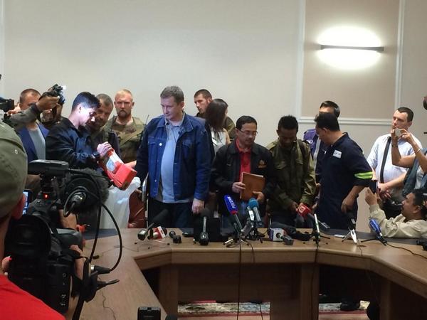 queen of the naija blog Malaysian plane black boxes handed over in good conditions
