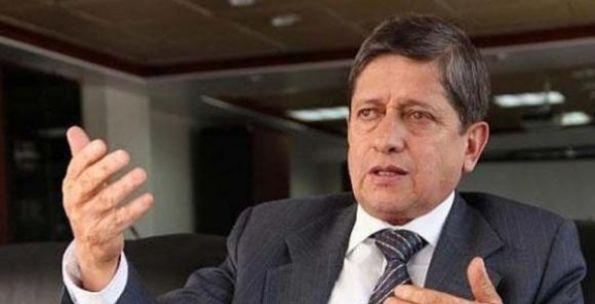 ElNacional_EC's tweet photo. Ministro Carlos Marx Carrasco: "Los clubes deben cumplir con los jugadores" http://t.co/RBrh09klhq | #Futbolec http://t.co/wS9g6t4GjO