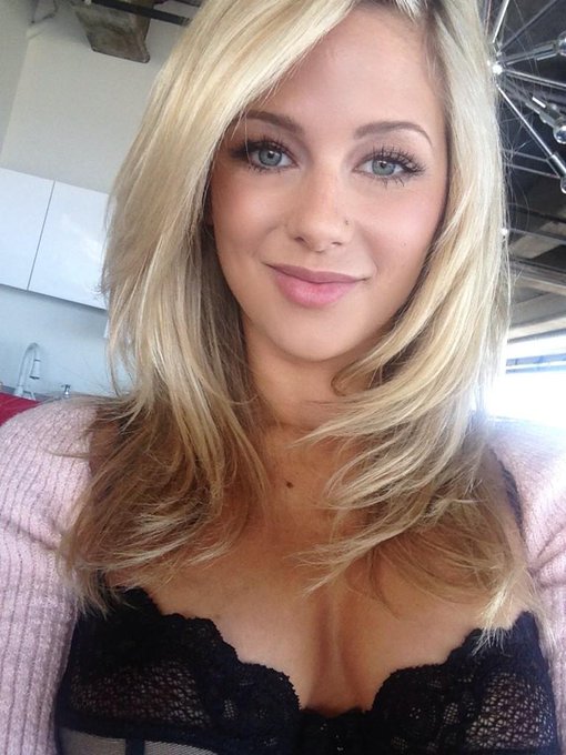 On set with Playboy ❤

I'm ready for my close-up! ?

@Playboy #Playmates #Models #Love #picoftheday #happiness