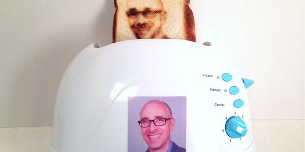 MicrochipMakes's tweet photo. Time for breakfast, but first let me toast a selfie: http://t.co/MnJMntgohn #MakerMonday #SelfieToast (via @mashable) http://t.co/Jz3nVHr1Zg