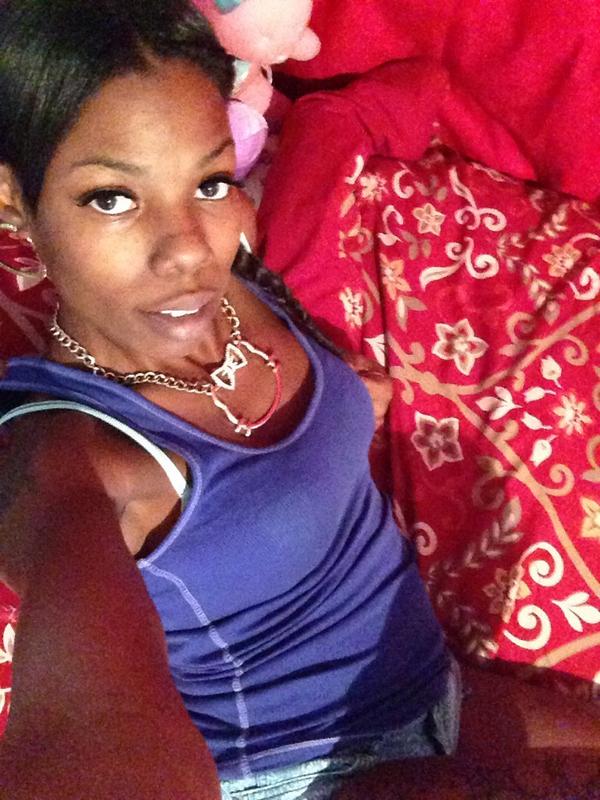 Getting online <a href="/chaturbate/">Chaturbate.com</a>  moneydondalla and <a href="/MyFreeCams/">MyFreeCams.com 🌴💚</a>  aladialove come check me out