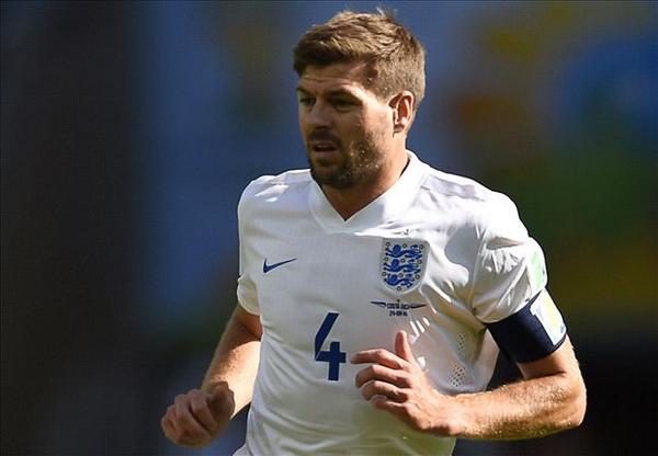 2014イングランド代表 スティーブン・ジェラード氏 ユニフォーム