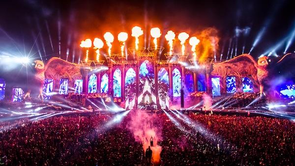 Electric Daisy Carnival Las Vegas EDC 2014 | Lineup | Tickets | Prices | Dates | Video | News | Rumors | Mobile App | Hotels