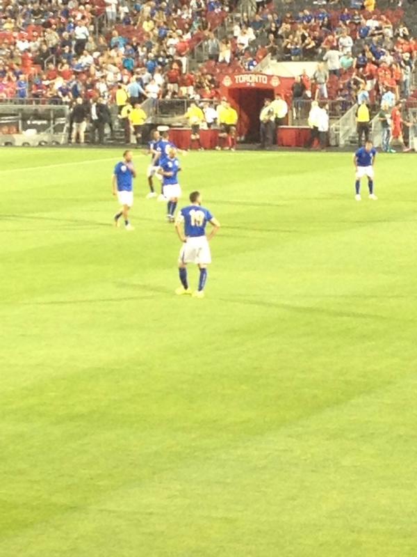 alexmagnifico3's tweet photo. 2-0 italy good game played hard for our legends http://t.co/yMmgd0Yid2