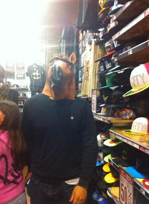 pauldemrs's tweet photo. Being a horse aint as cool as I thought it would #spencers #horselife http://t.co/uiDC9dLjeX