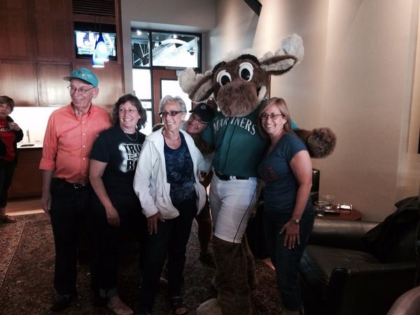 drdashinsky's tweet image. The Moose is loose at Simmie's birthday party at Safeco. @LGM