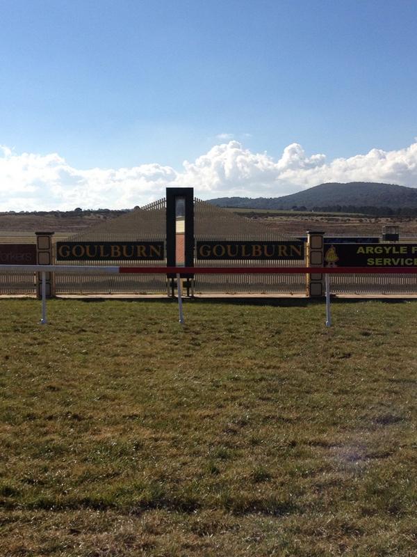 Speedway_Jock's tweet image. Beautiful day at Goulburn, lets hope we hit this line 1st. #NotEvenThatCold #GoulburnRaces